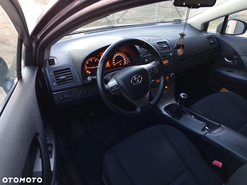 Toyota Avensis 2.0 D-4D Sol plus - 5