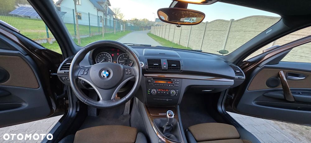 BMW Seria 1 - 21