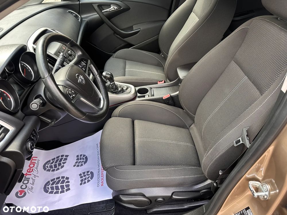 Opel Astra 1.4 Turbo Style - 21