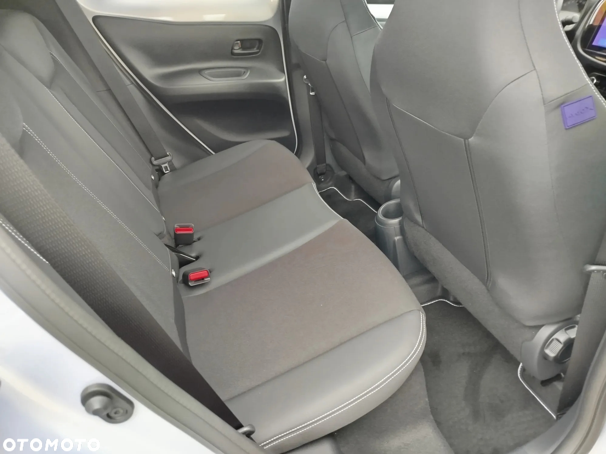Toyota Aygo X 1.0 VVT-i JBL CVT - 16