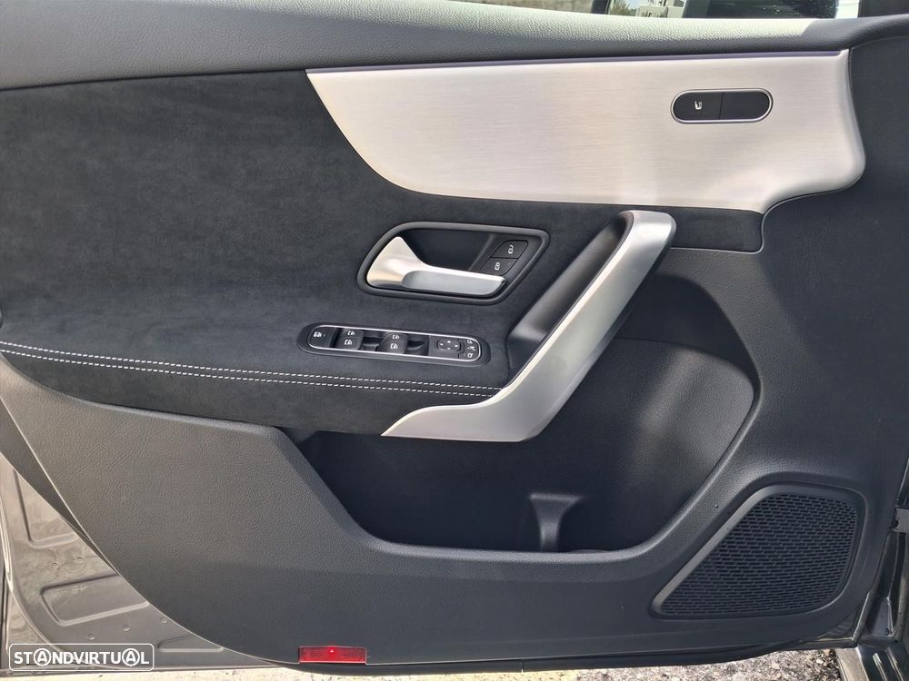 Mercedes-Benz A 180 - 8