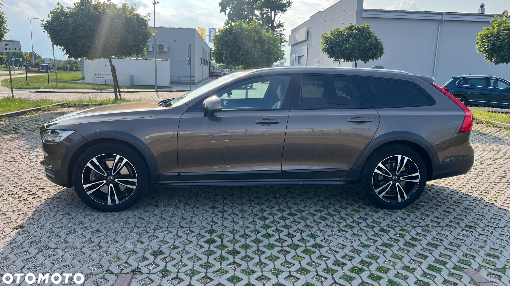 Volvo V90 Cross Country T5 AWD - 9