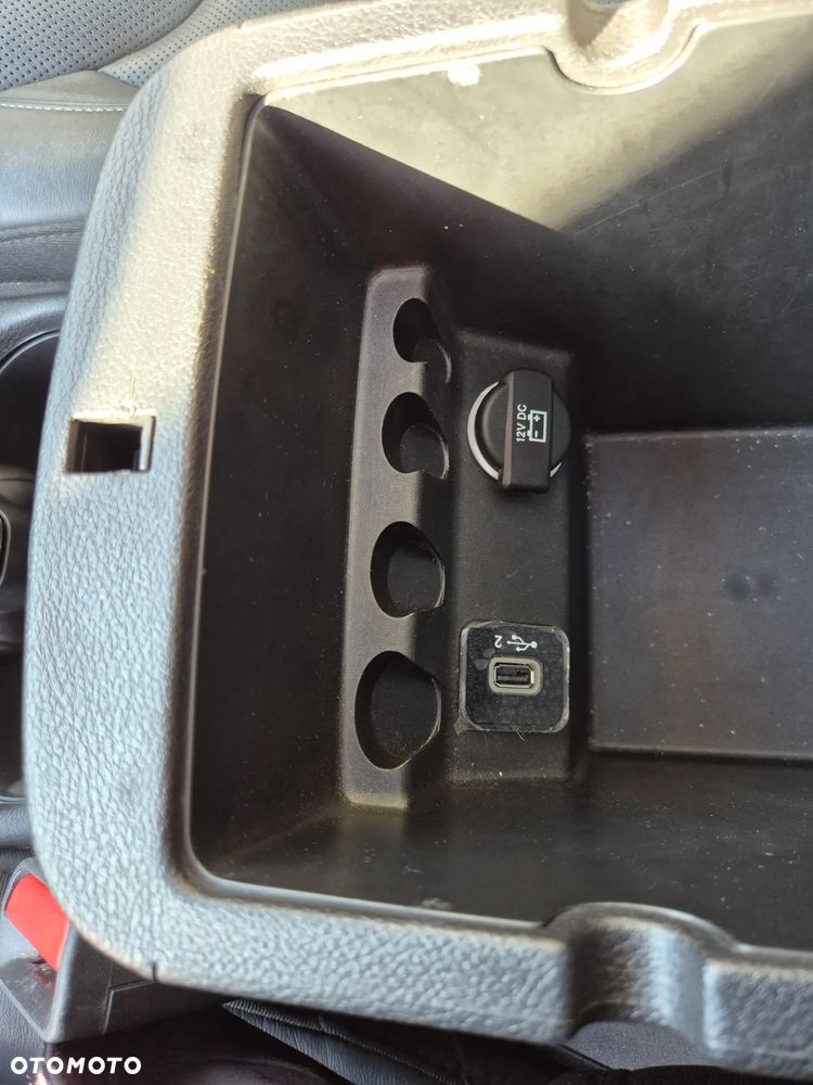 Jeep Cherokee 3.2 V6 Active Drive I Limited - 33