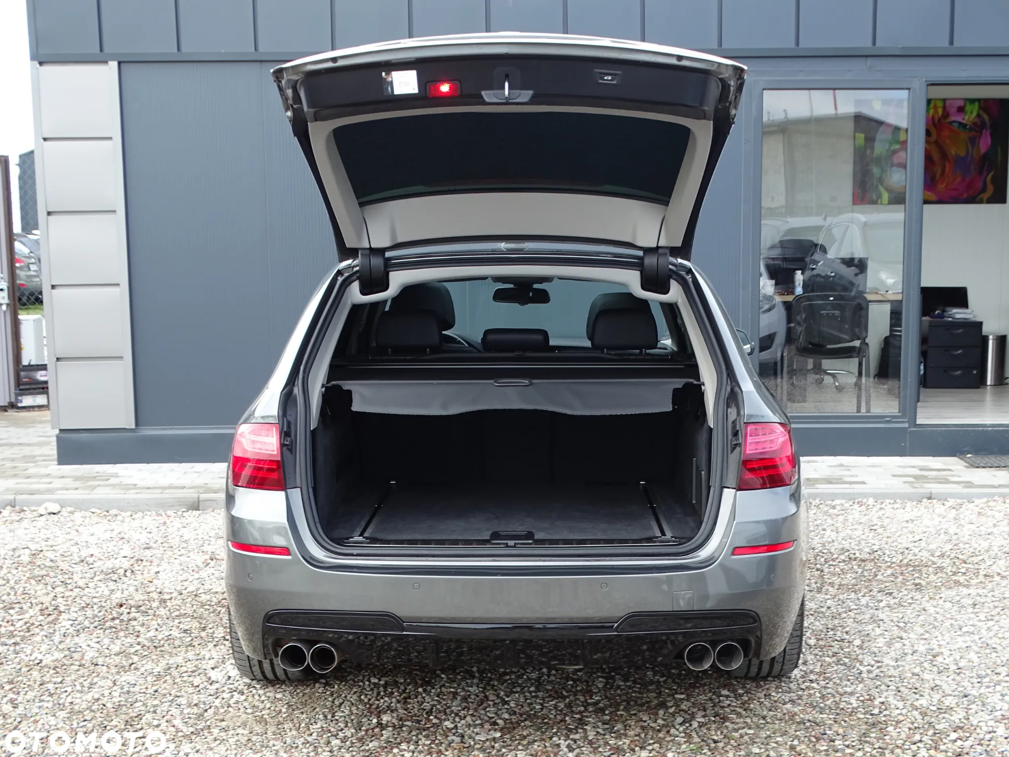 BMW Seria 5 530d xDrive Touring Sport-Aut - 6