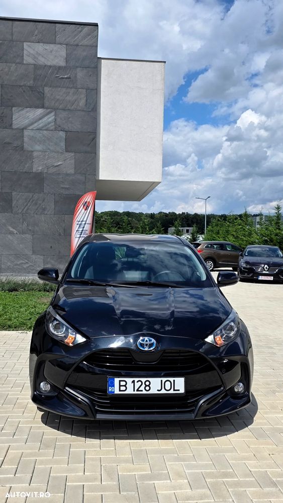 Toyota Yaris 1.5 VVT-i HSD Exclusive Style - 2