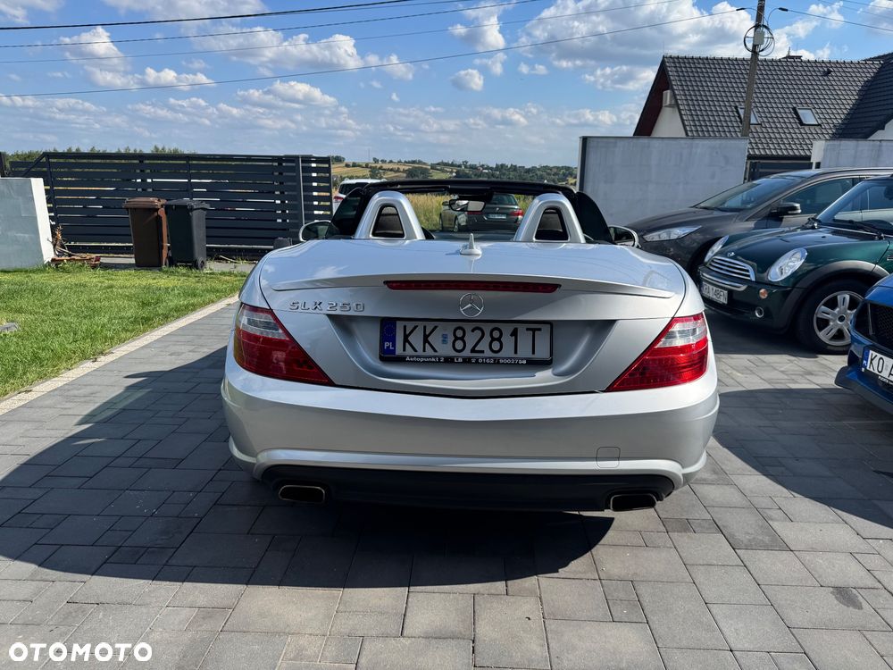 Mercedes-Benz SLK 250 CGI - 7