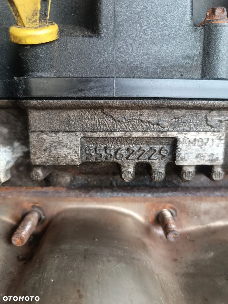 55562229 glowica a12xer b12xer kompletna z wałkami  opel astra iv  j 2011r 1.4 b - 2