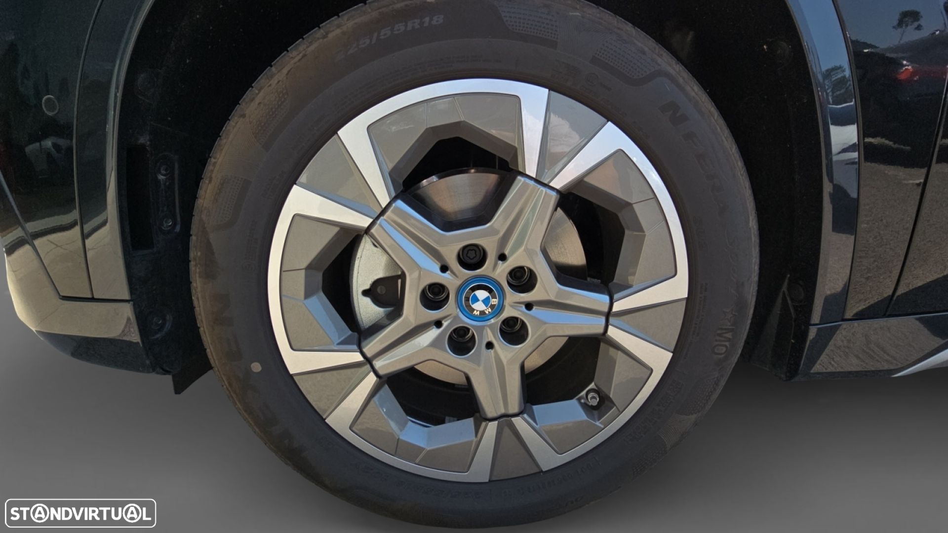 BMW iX1 eDrive20 xLine - 16