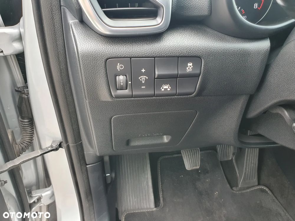 Kia Sportage 1.6 GDI 2WD VISION - 12