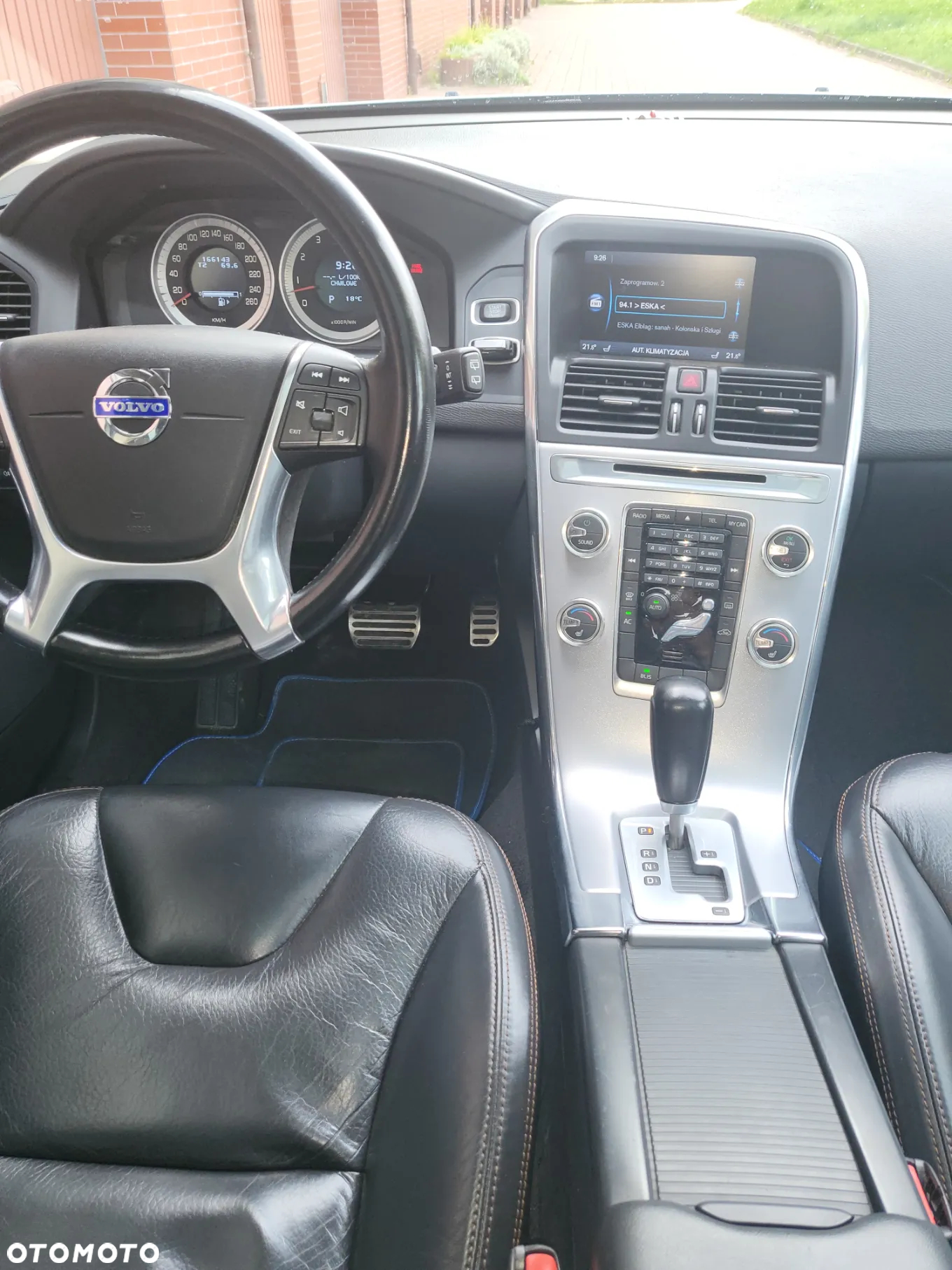 Volvo XC 60 3.2 AWD Kinetic - 8