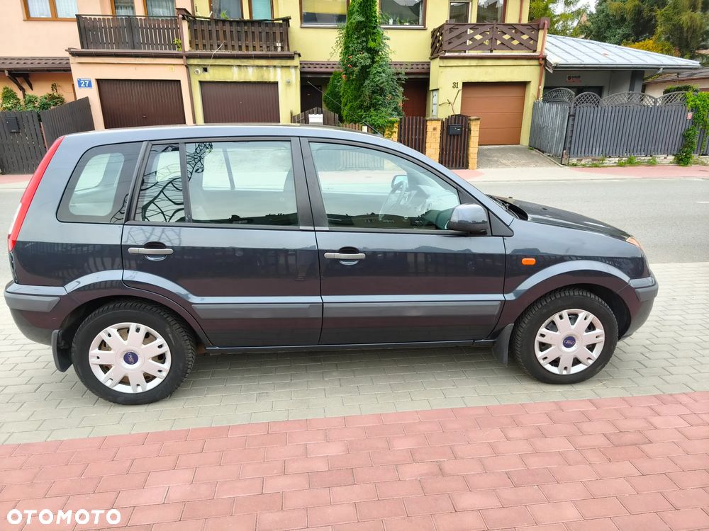 Ford Fusion 1.4 Ambiente - 12