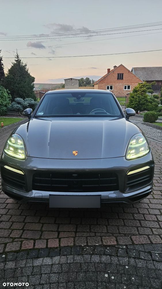 Porsche Cayenne Coupe - 2