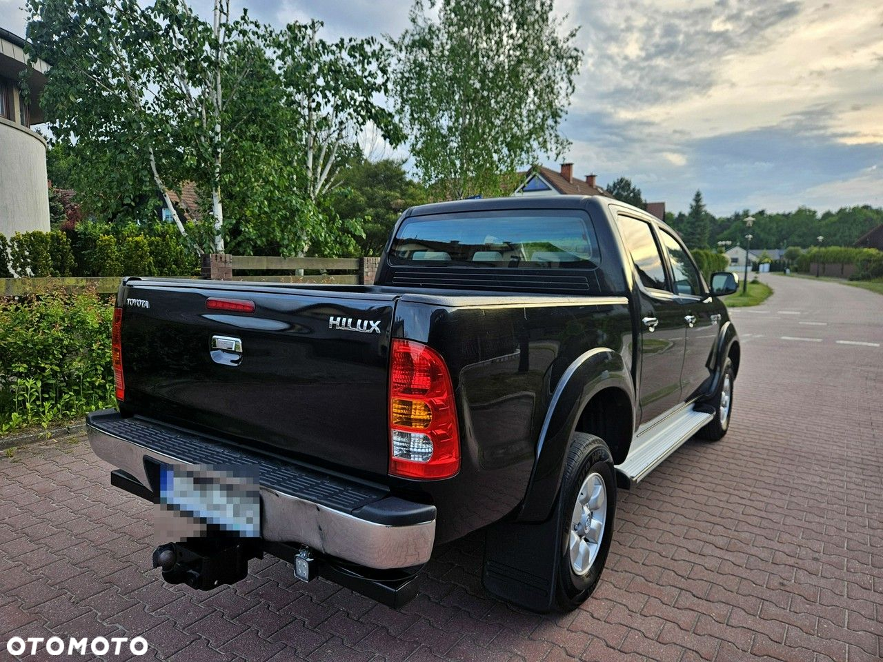 Toyota Hilux 4x4 Double Cab Autm Executive - 3
