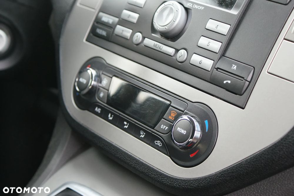 Ford C-MAX 1.6 Ambiente - 9