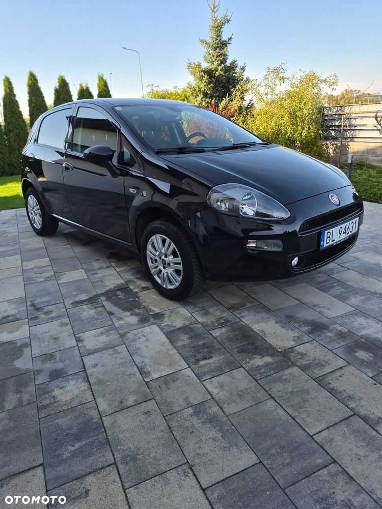 Fiat Grande Punto Actual 1.4 8V Estiva Blue&Me Euro5 - 1