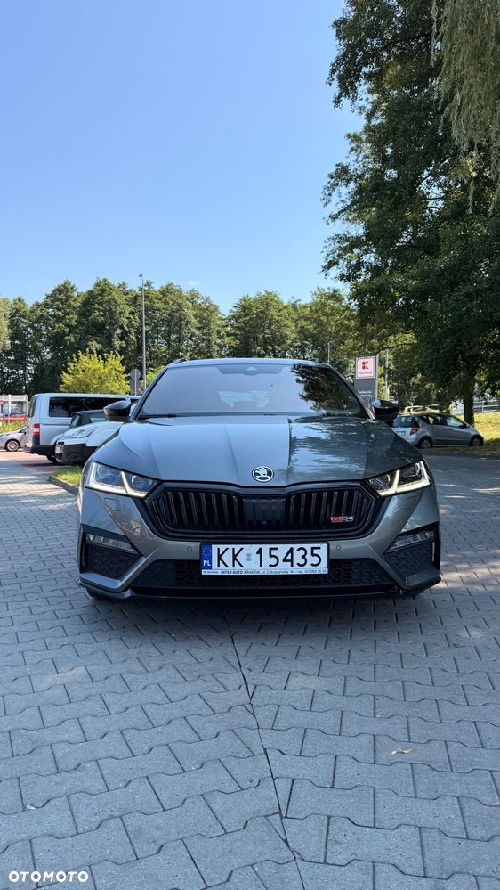 Skoda Octavia 2.0 TSI RS DSG - 2