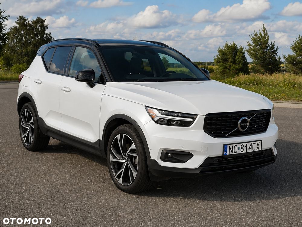 Volvo XC 40 B4 B R-Design - 2