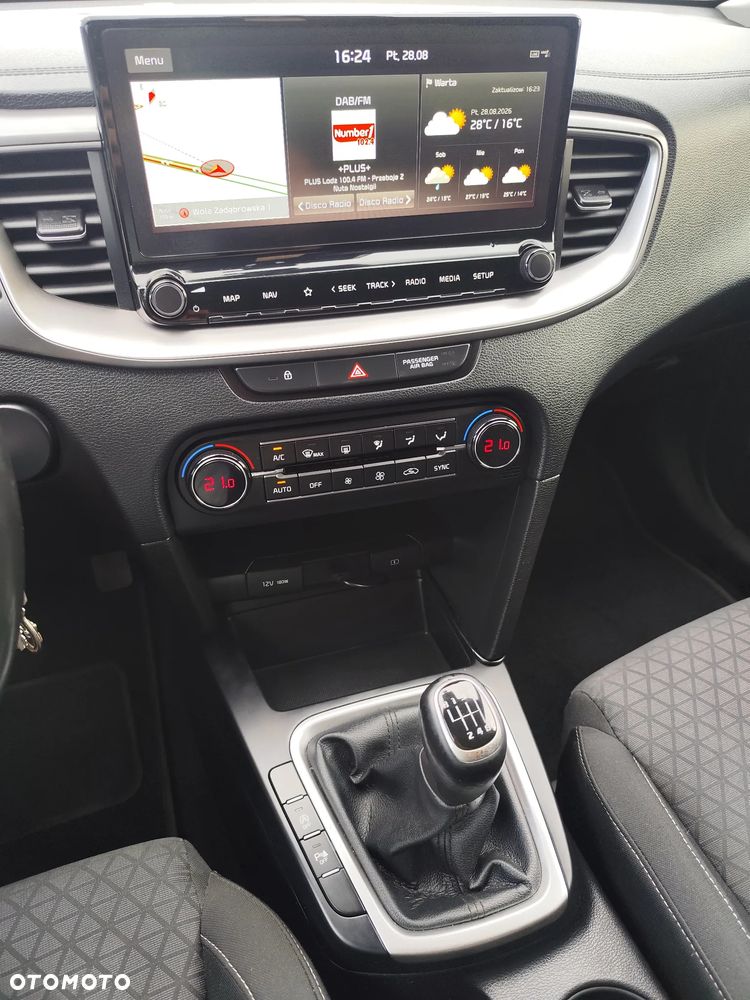 Kia Ceed 1.6 CRDi SCR L Business Line Plus - 11