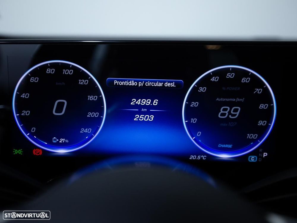 Mercedes-Benz CLA 200 EQ - 28
