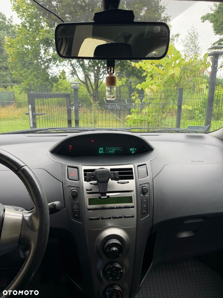 Toyota Yaris 1.0 Entry - 14