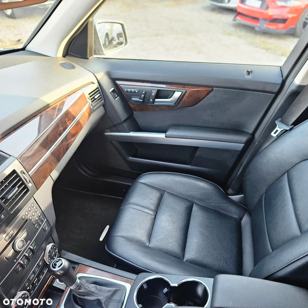 Mercedes-Benz GLK - 17