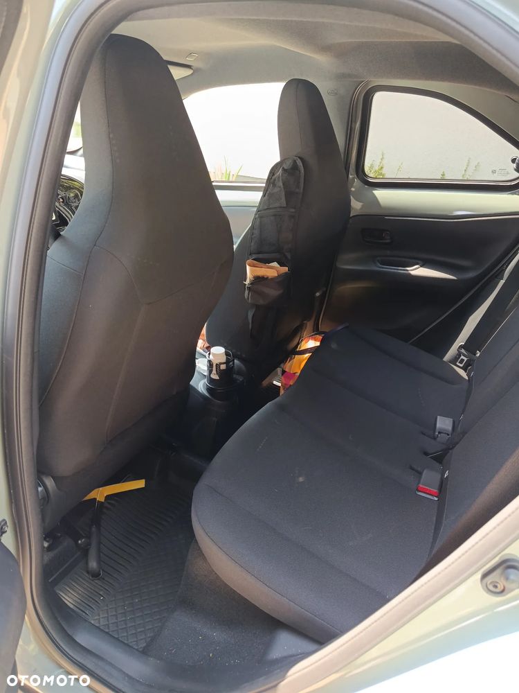 Toyota Aygo X 1.0 VVT-i Style CVT - 8