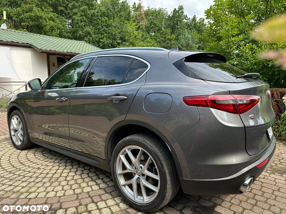 Alfa Romeo Stelvio 2.0 Turbo 16V AT8-Q4 Super - 5