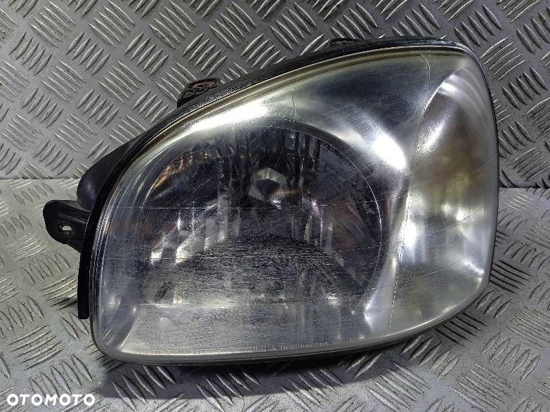 LAMPA LEWA PRZEDNIA HYUNDAI SANTA FE - 2
