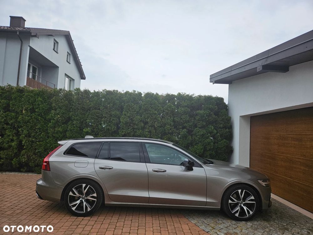 Volvo V60 T5 Geartronic R-Design - 6