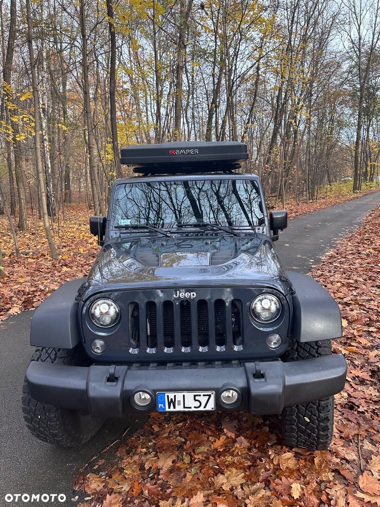 Jeep Wrangler - 4