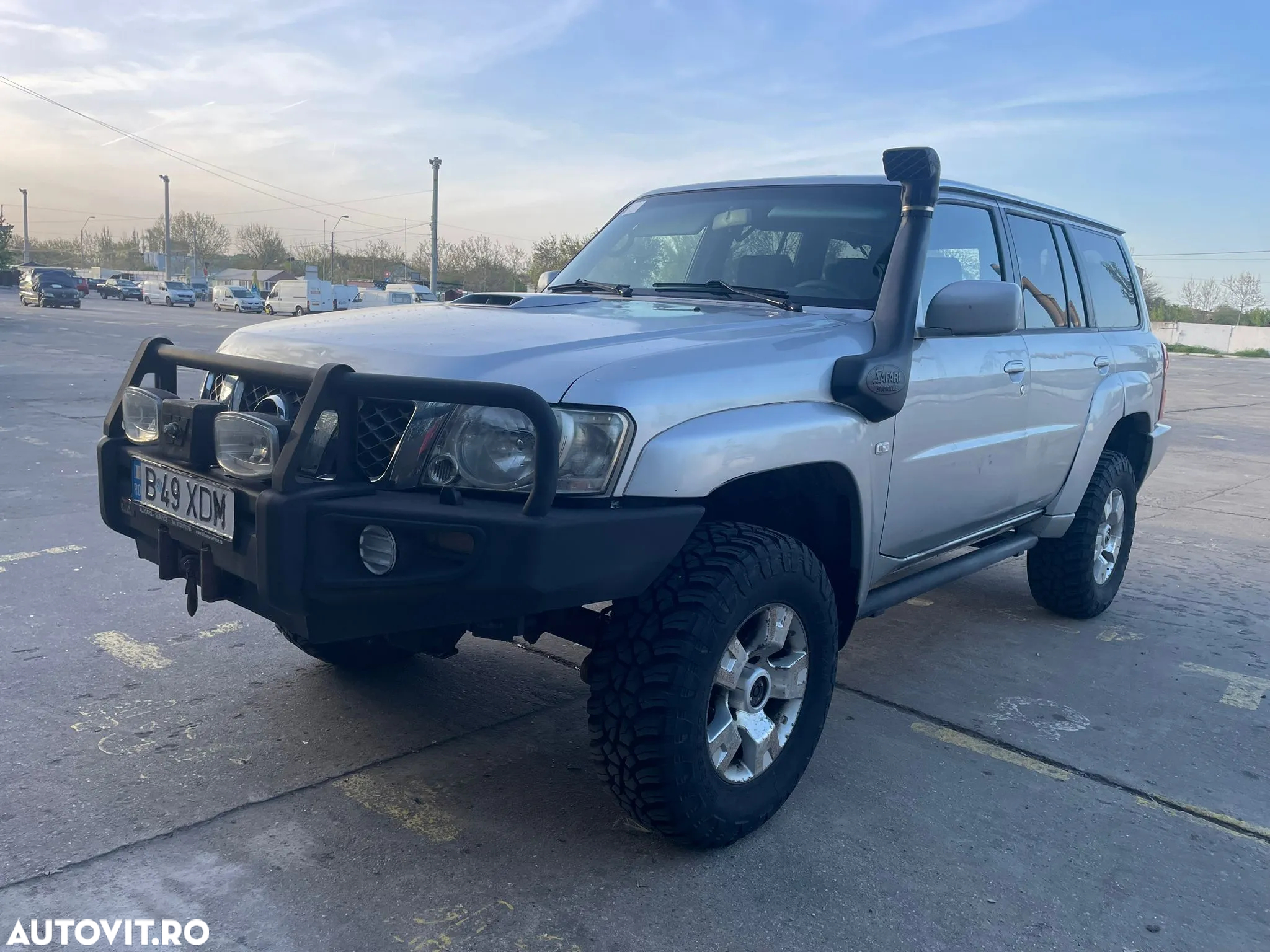 Nissan Patrol 3.0 TDI Luxury Plus - 2