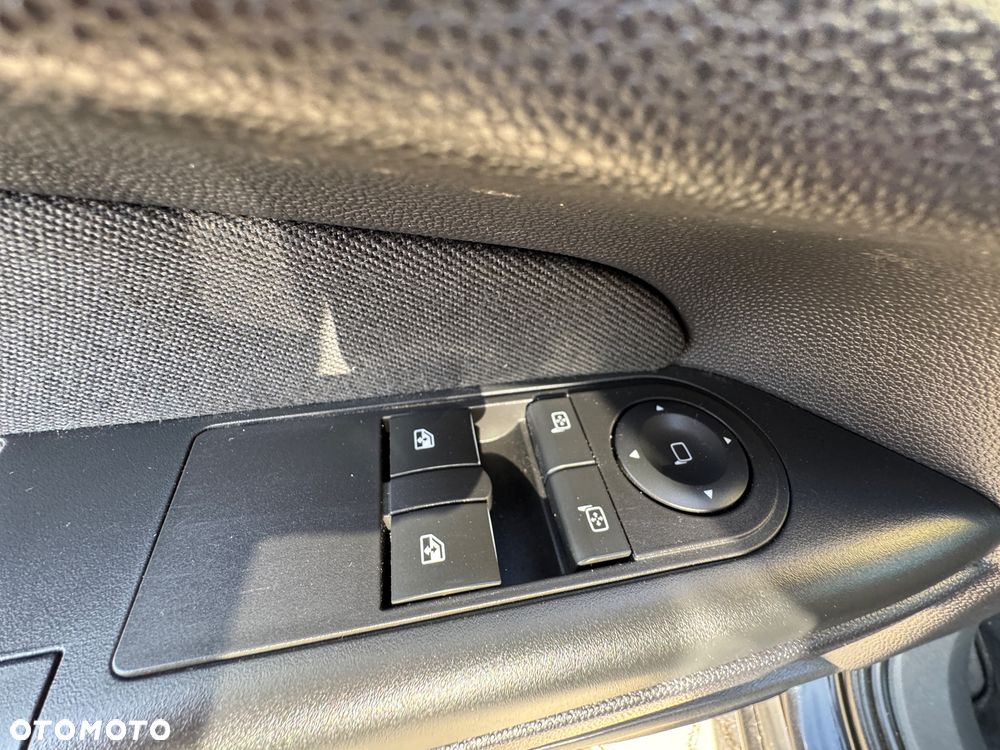 Opel Zafira 1.6 Cosmo EU5 - 22