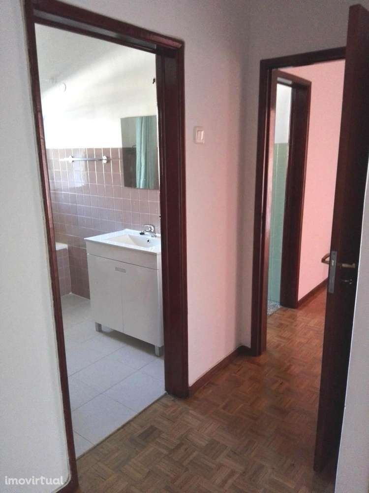 Quartos em Coimbra (Rua do Brasil) - Grande imagem: 2/5