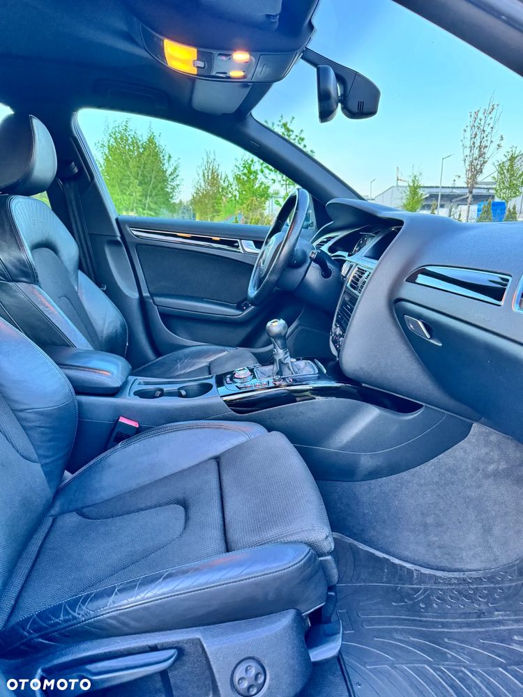 Audi A4 Avant 2.0 TDI - 16