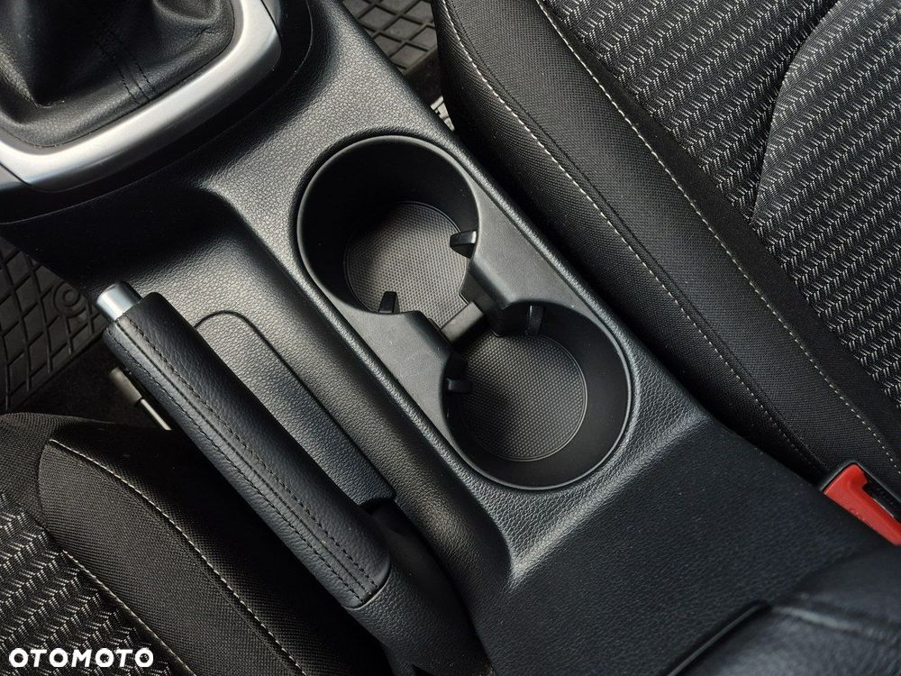 Kia Ceed 1.5 T-GDI M - 26