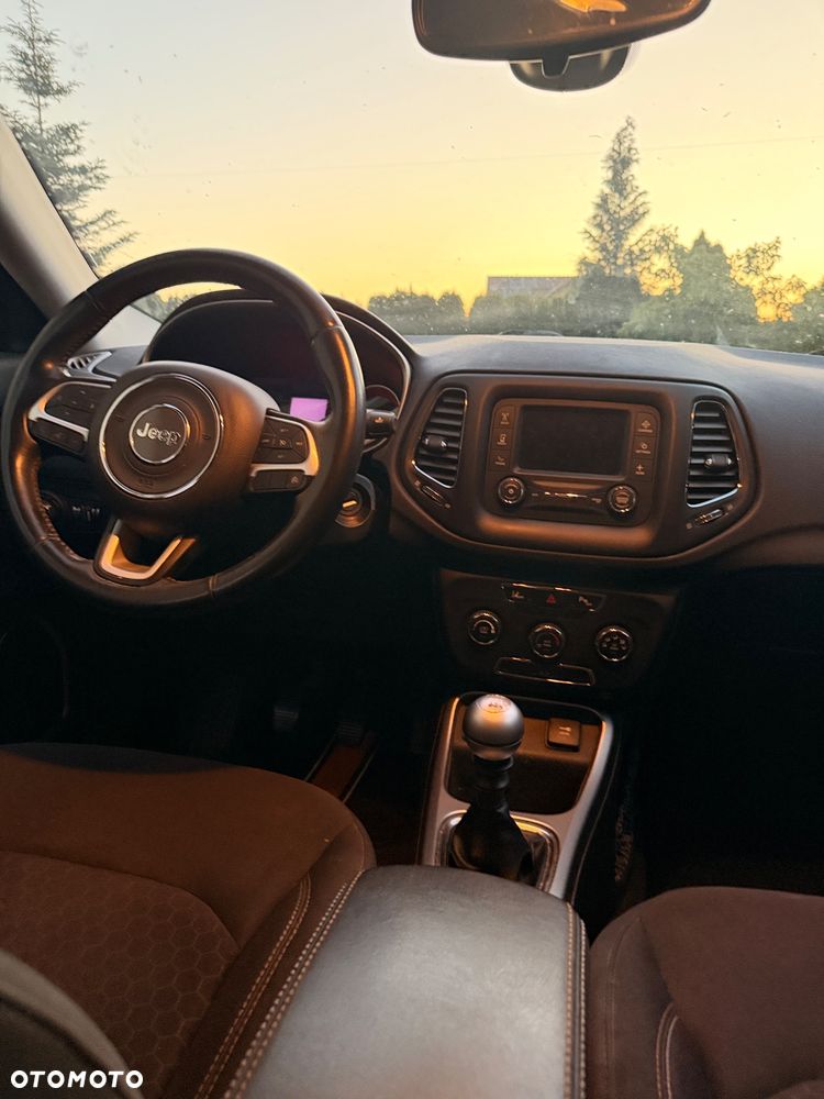 Jeep Compass 1.4 TMair Longitude FWD S&S - 11