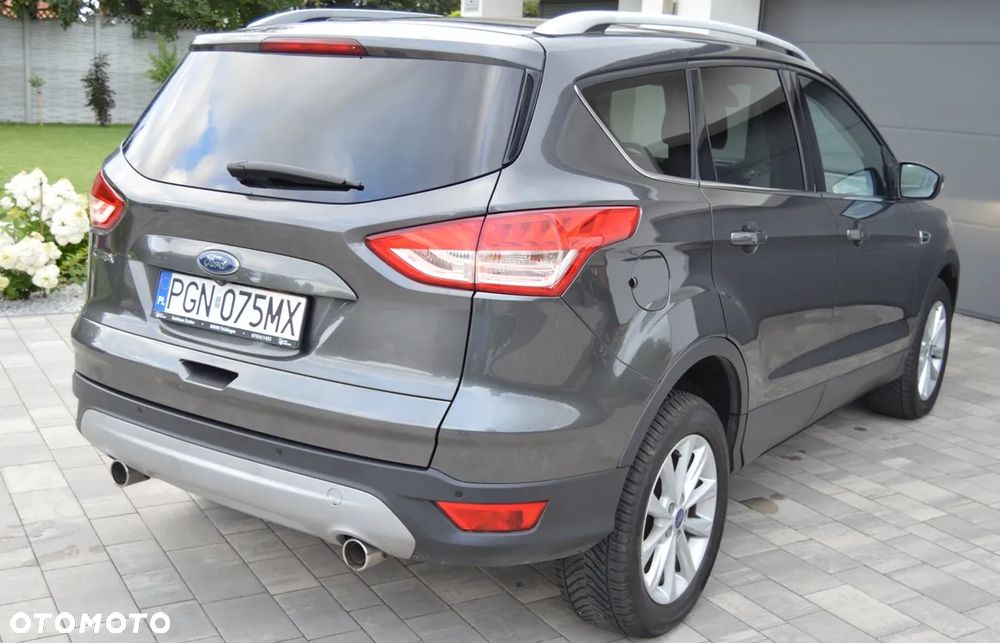Ford Kuga 2.0 TDCi 2x4 Titanium - 7