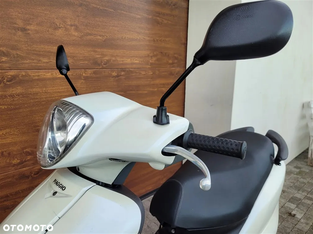 Piaggio FLY - 2