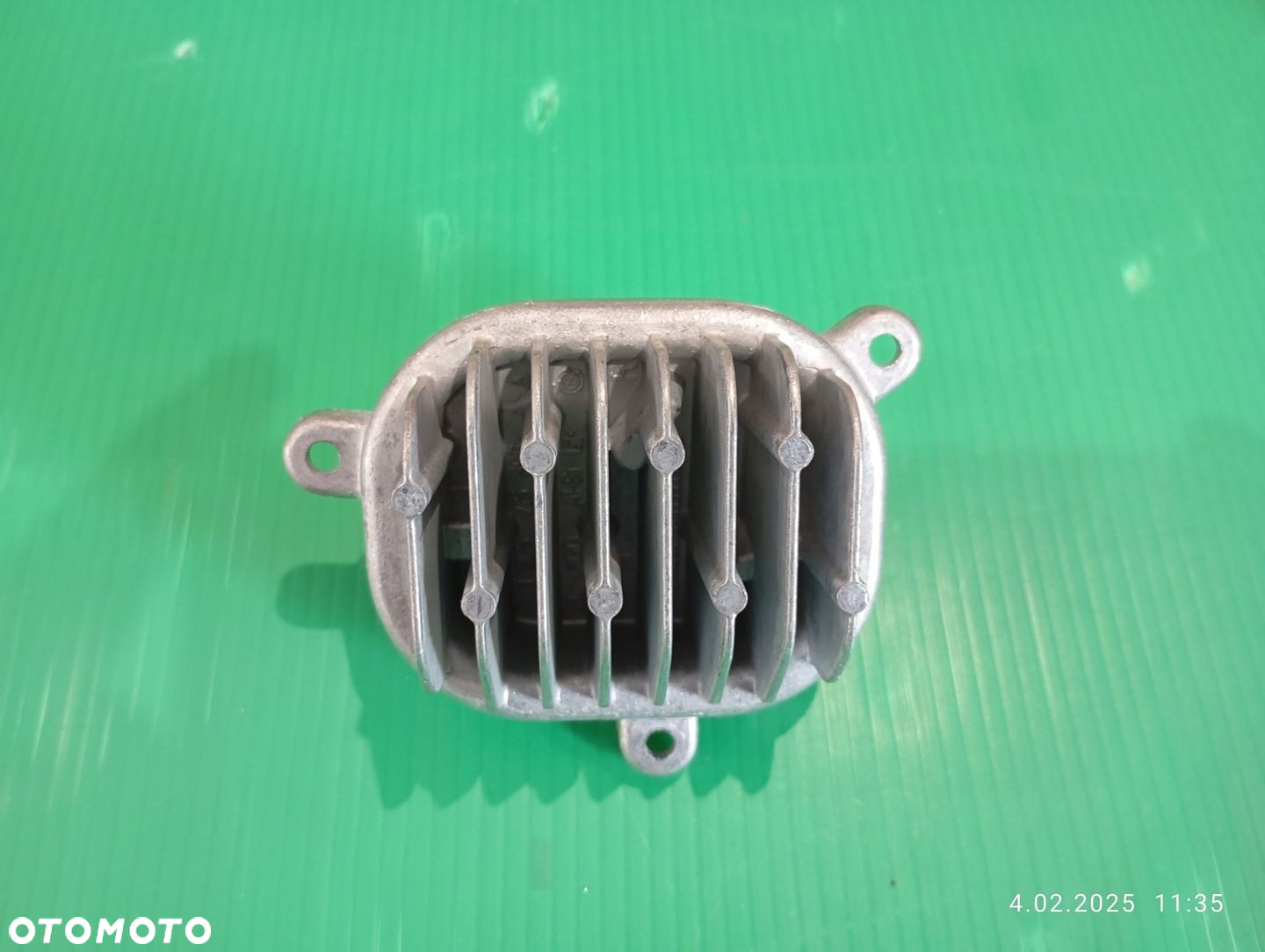 PRZETWORNICA JEŻ MODUŁ ŚWIATŁA LED AUDI A4 B9 1305715396 - 2