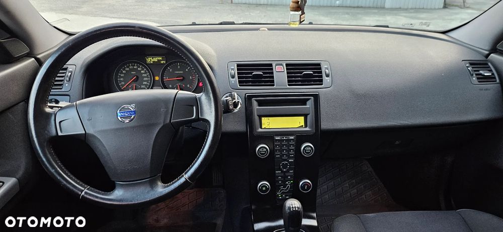 Volvo V50 - 11
