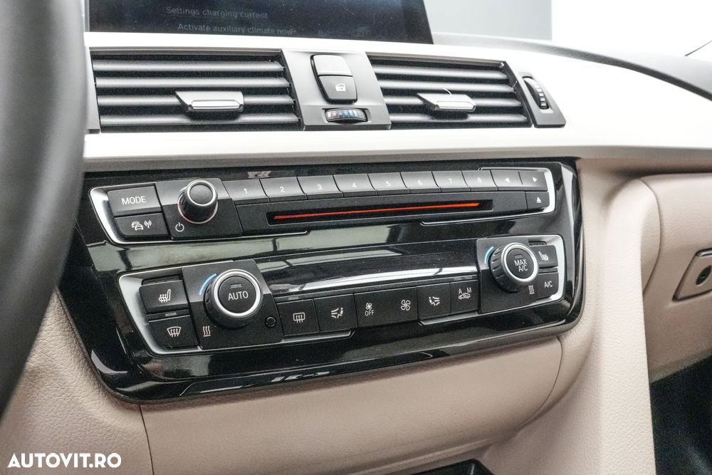 BMW Seria 3 330e iPerformance AT Luxury Line Purity - 21