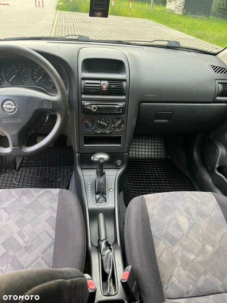 Opel Astra - 15