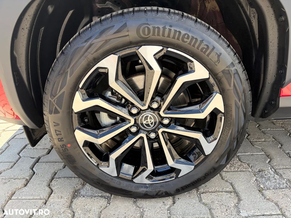Toyota Yaris Cross 1.5 VVT-i HSD 4x2 Dynamic - 29