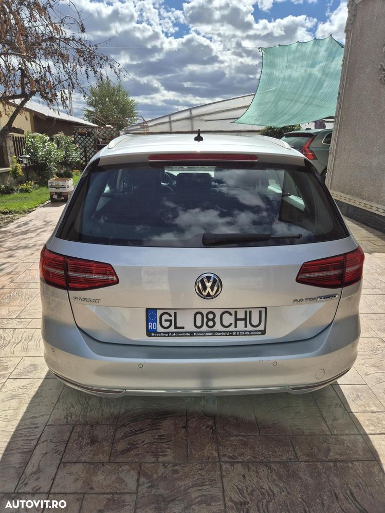 Volkswagen Passat 2.0 TDI DSG Highline - 2