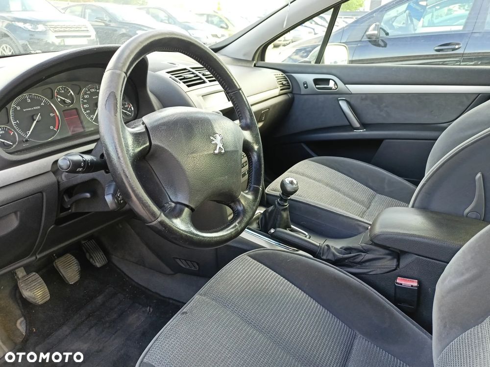 Peugeot 407 - 6