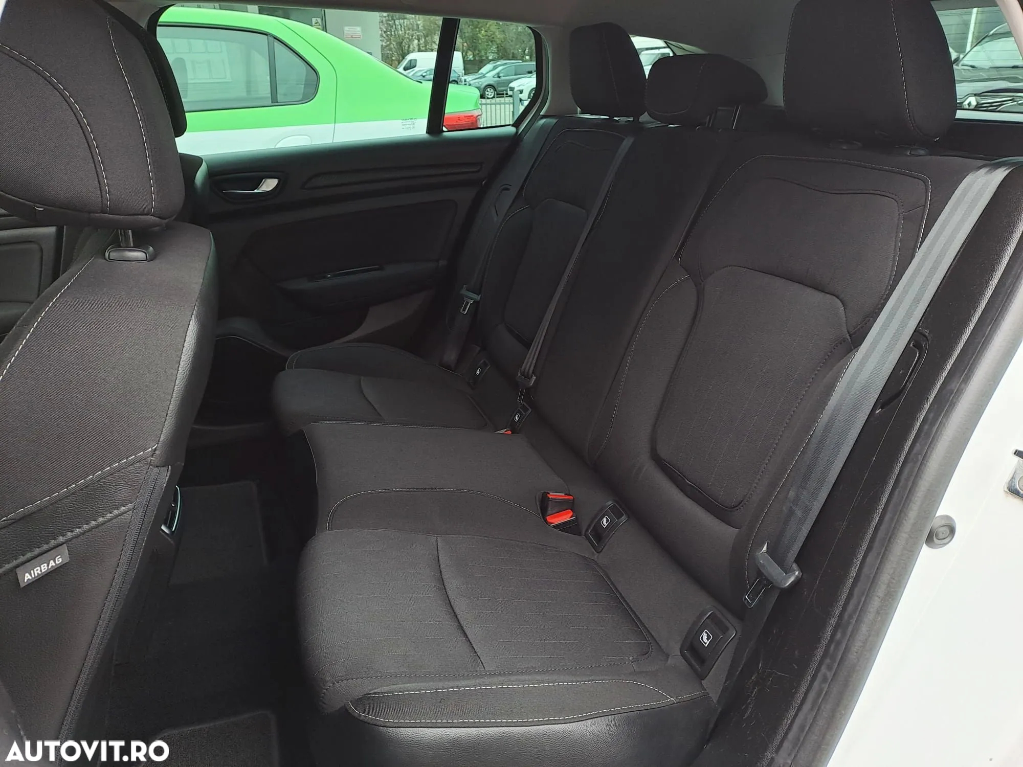 Renault Megane Grandtour ENERGY TCe 140 EDC LIMITED - 16