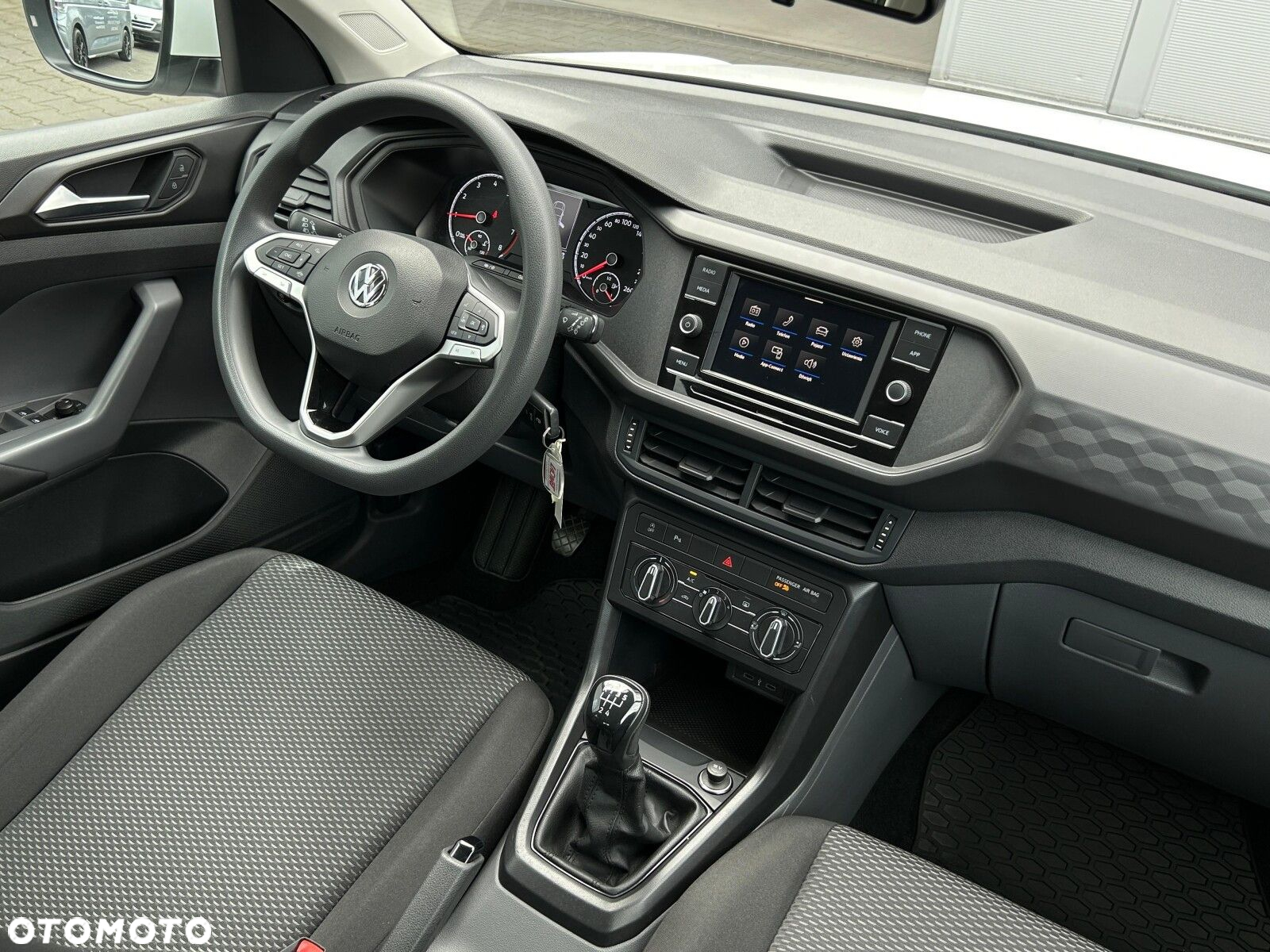 Volkswagen T-Cross 1.0 TSI - 17