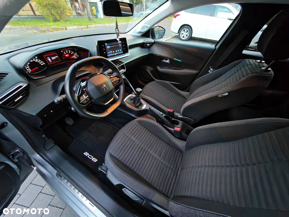Peugeot 208 1.2 T Style S&S - 12