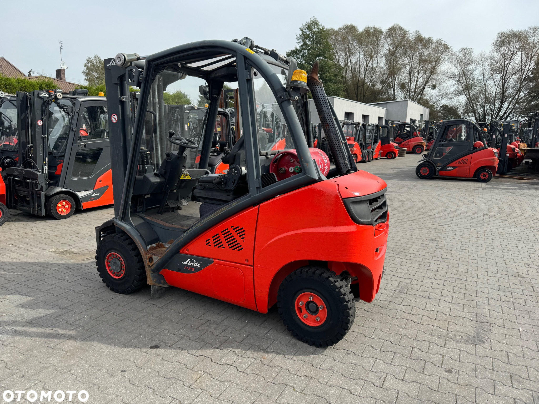 Linde H25 Evo triplex wolny skok 6870mth kabina przesuw h20 toyot - 3
