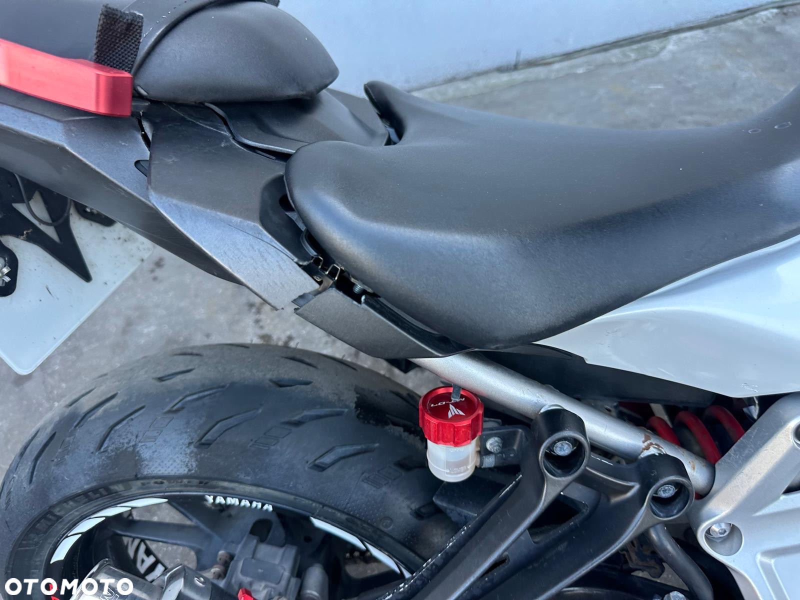 Yamaha MT - 6